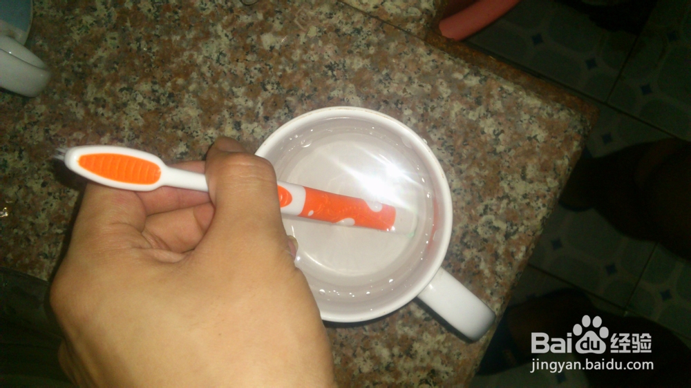 牙刷杯的简单清洁方法以及正确摆放