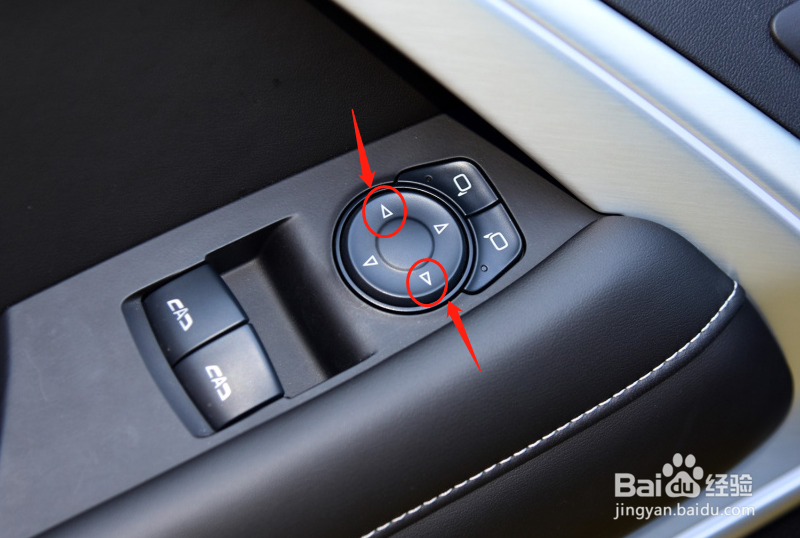 雪佛兰科迈罗汽车后视镜怎么调节