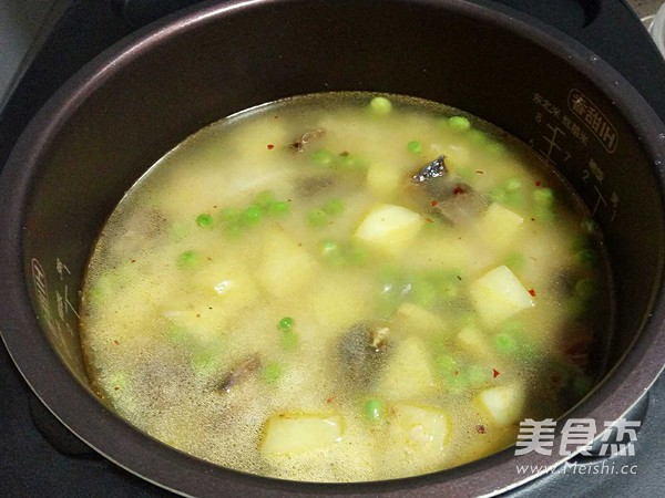 腊肉焖饭的做法