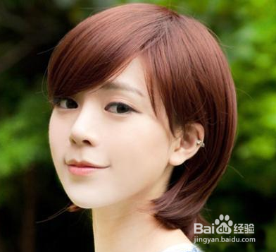 圆脸女生如何选择适合自己的发型