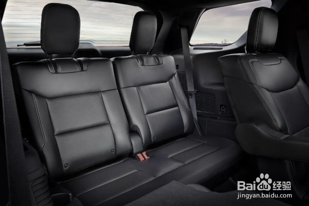 定位中大型SUV！全新探险者上市，低配最值得买