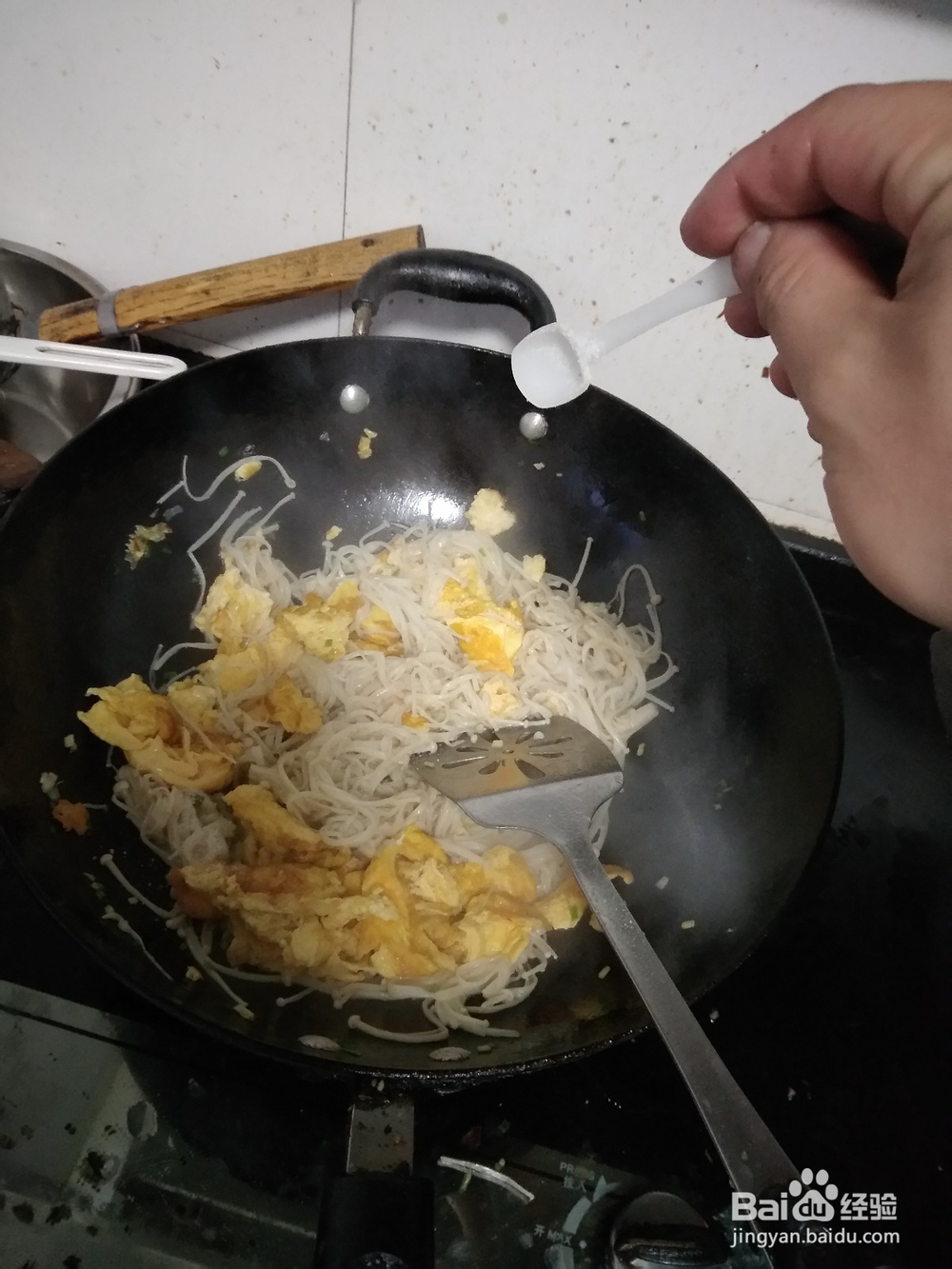 鸡蛋西红柿炒金针菇