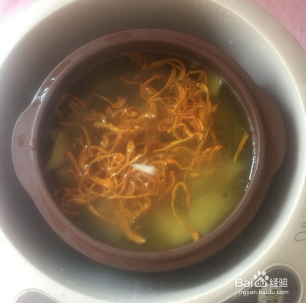 如何制作春笋土鸡汤