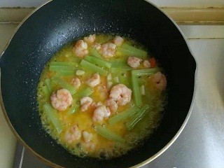 莴笋虾仁怎么做?