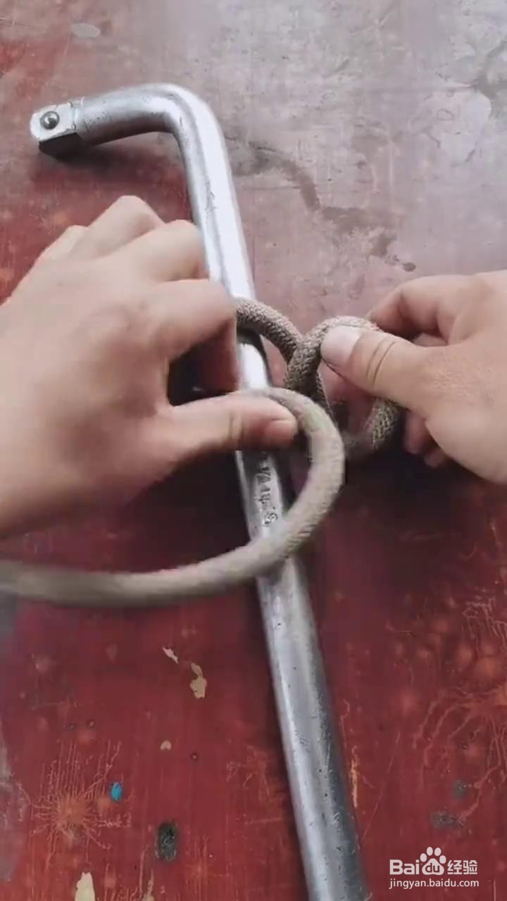 如何打一个杠杆式拖车扣？