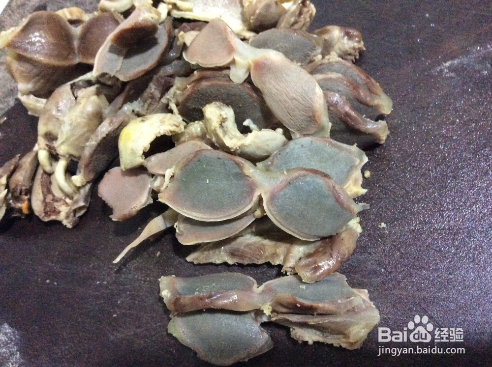 红油鸡菌片的做法