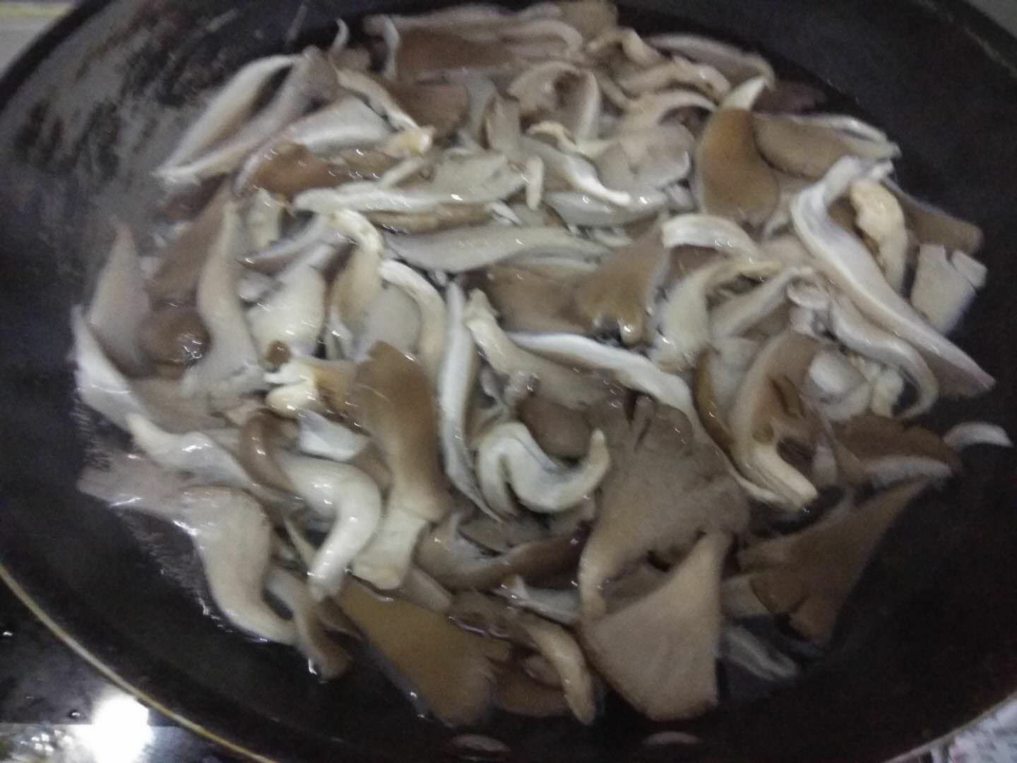 鲜蘑怎么炸更酥脆