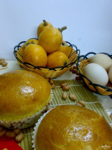 小号巨蛋牛奶面包