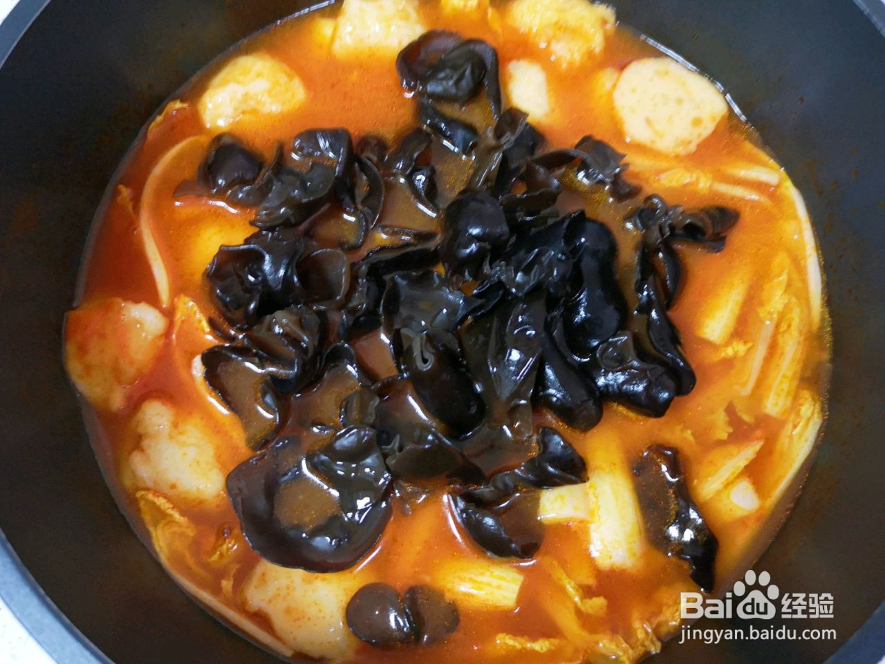 茄汁鱼丸烩菜的做法