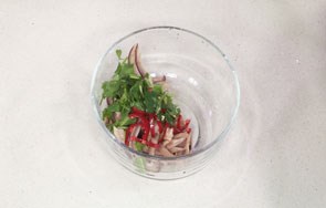 好吃又营养的沙姜凉拌猪肚