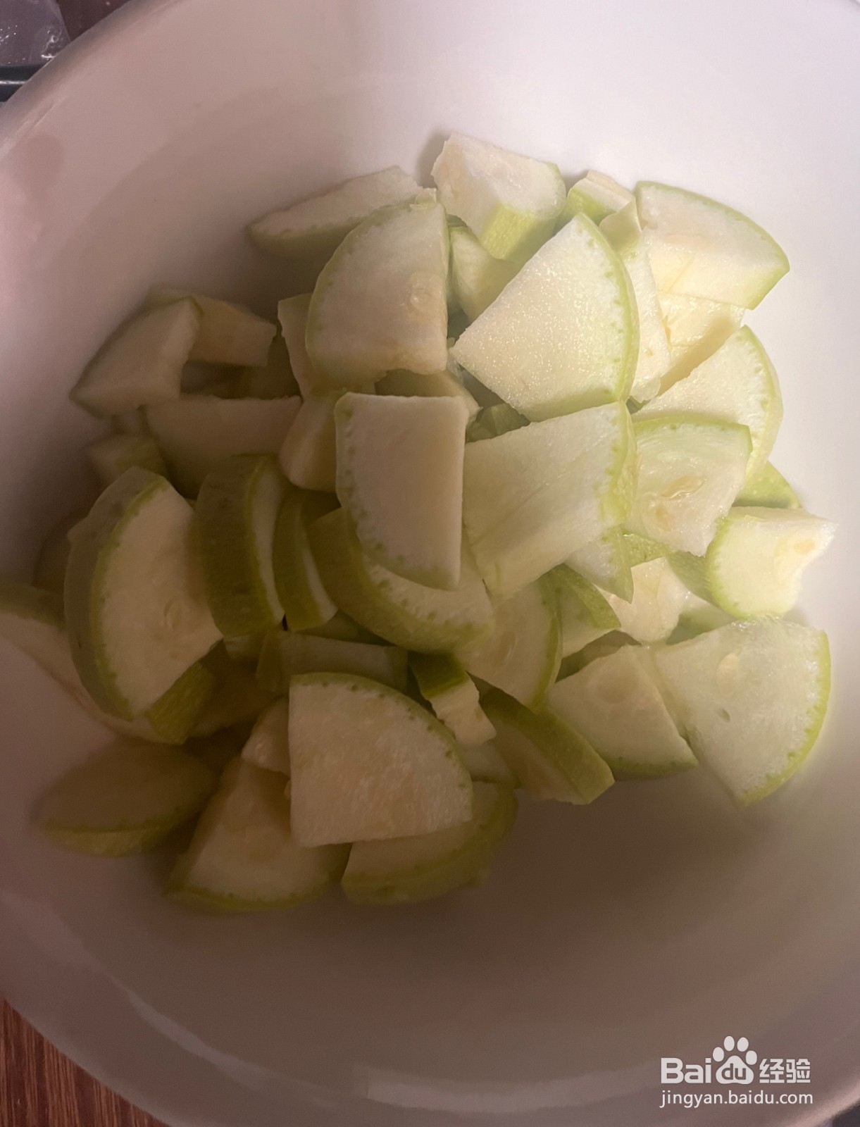 西葫芦炒鸡蛋的做法