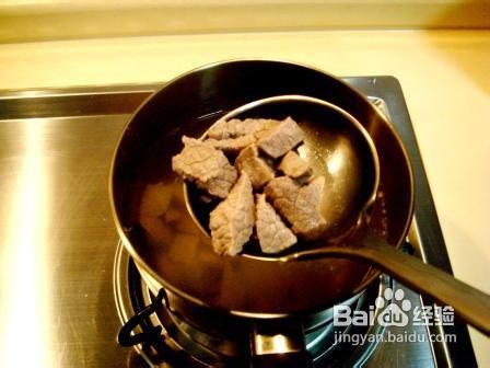 炖牛肉萝卜清汤