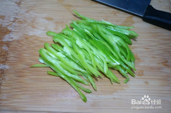 葱香土豆丝的做法