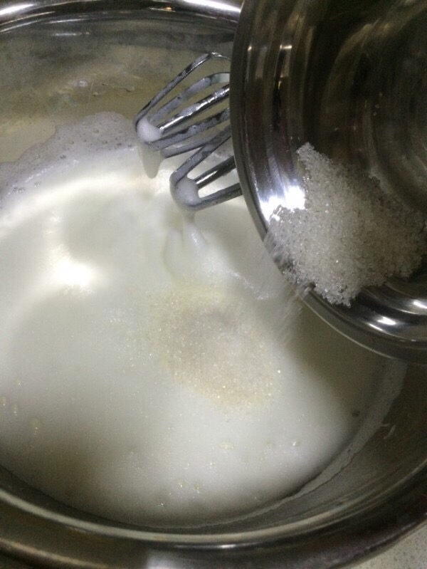 巧克力豆戚风纸杯蛋糕