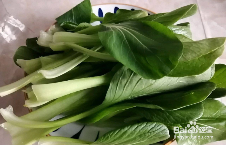 家常菜:青菜炒蘑菇