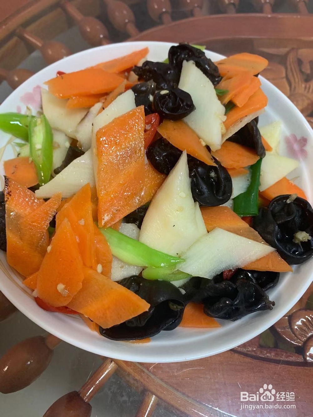 极味家常菜：山药炒胡萝卜