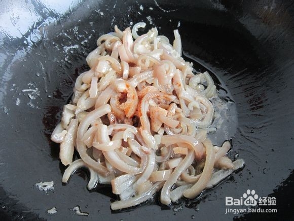 毛芹菜炒肉皮