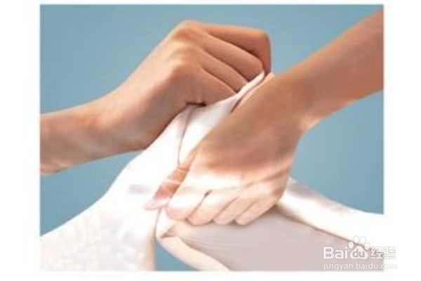 正确洗衣服的方法