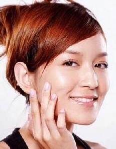 教你怎样画出美丽的新娘妆