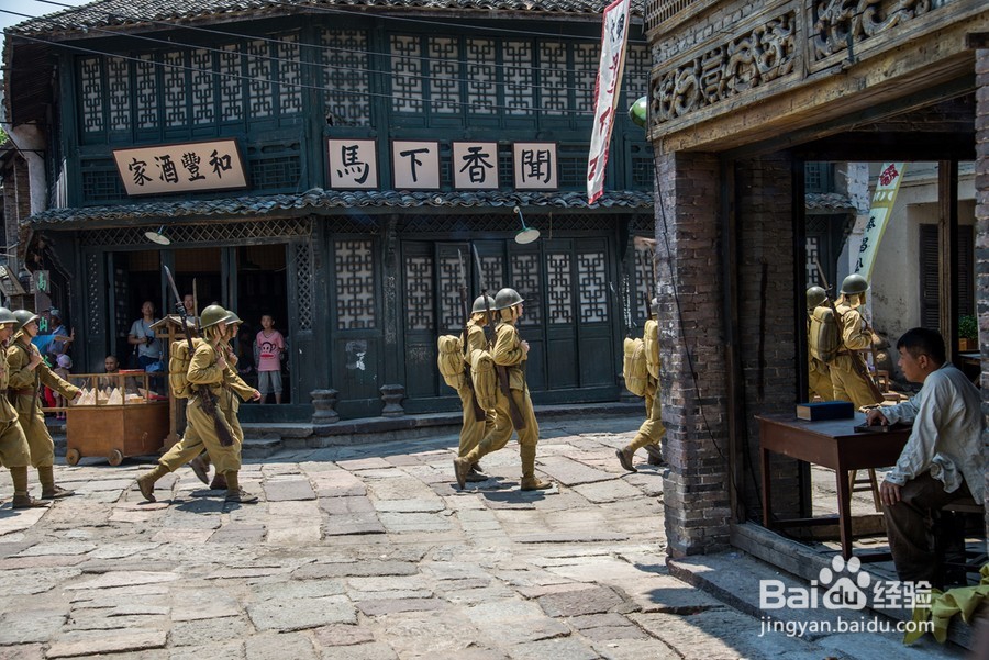 如何成为一个横店群演