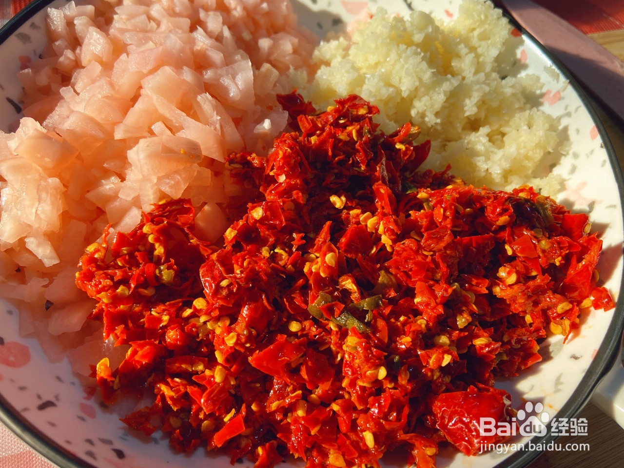 笋丁牛肉酱的做法