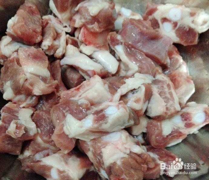 美味的干锅香辣软骨