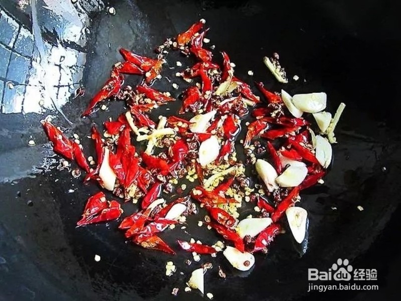 如何做焖香辣蟹