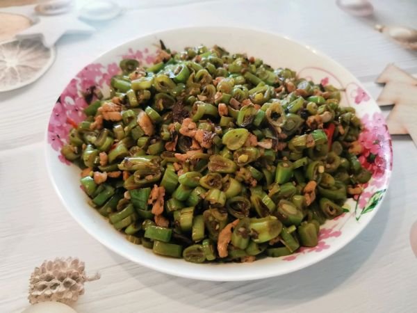 榄菜肉末四季豆