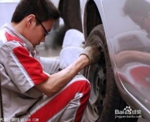 如何注意轮胎使用期限？