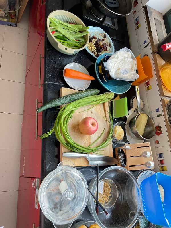 芹菜黄瓜苹果汁