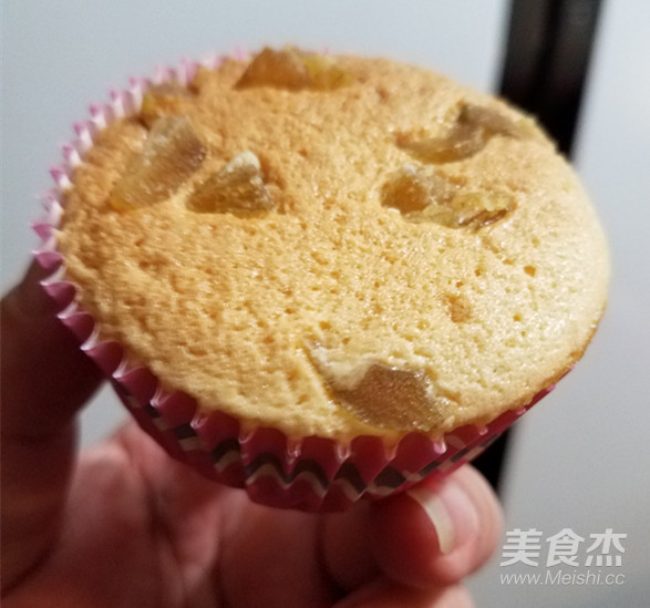 淡奶油果粒蛋糕