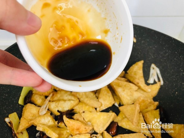 红烧三角豆腐