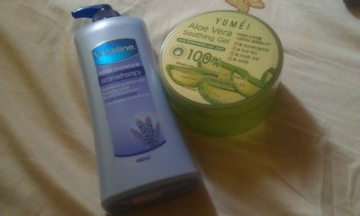 怎么清洁脸，然后给脸保湿？