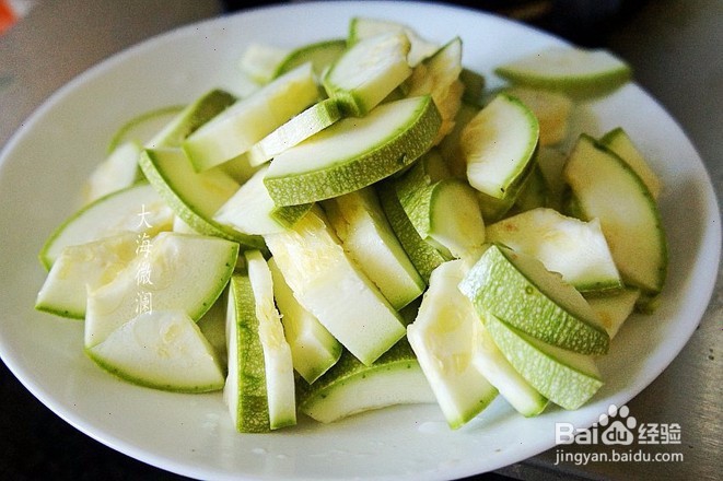 番茄炒西葫芦的烹饪方法
