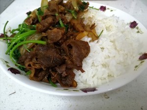 牛肉饭的做法