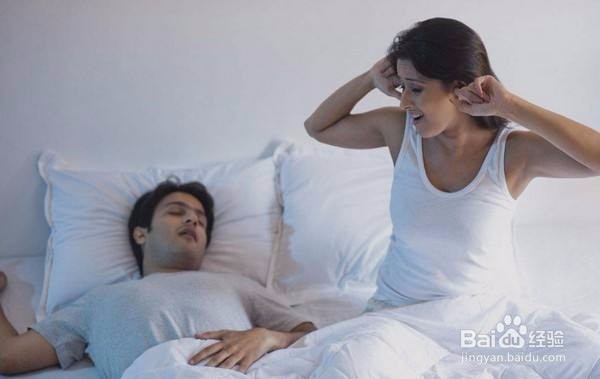 男人比女人更容易打鼾吗