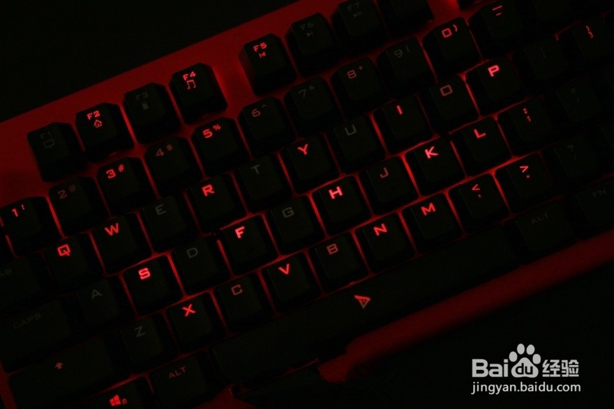 钛度金属师TKM-300电脑机械键盘评测