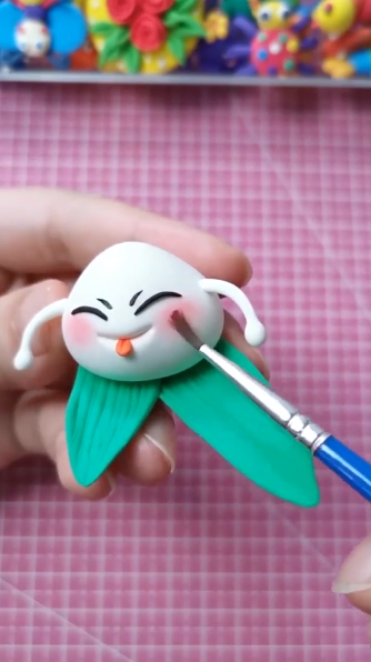 黏土手工粽子宝宝怎么做