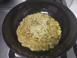 健康养生佳品香椿煎蛋的做法