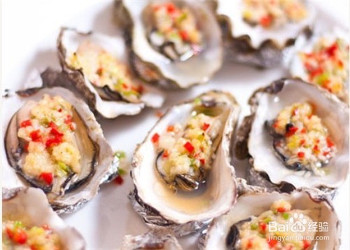 三亚美食之三亚海鲜做法推荐—蒜蓉生蚝
