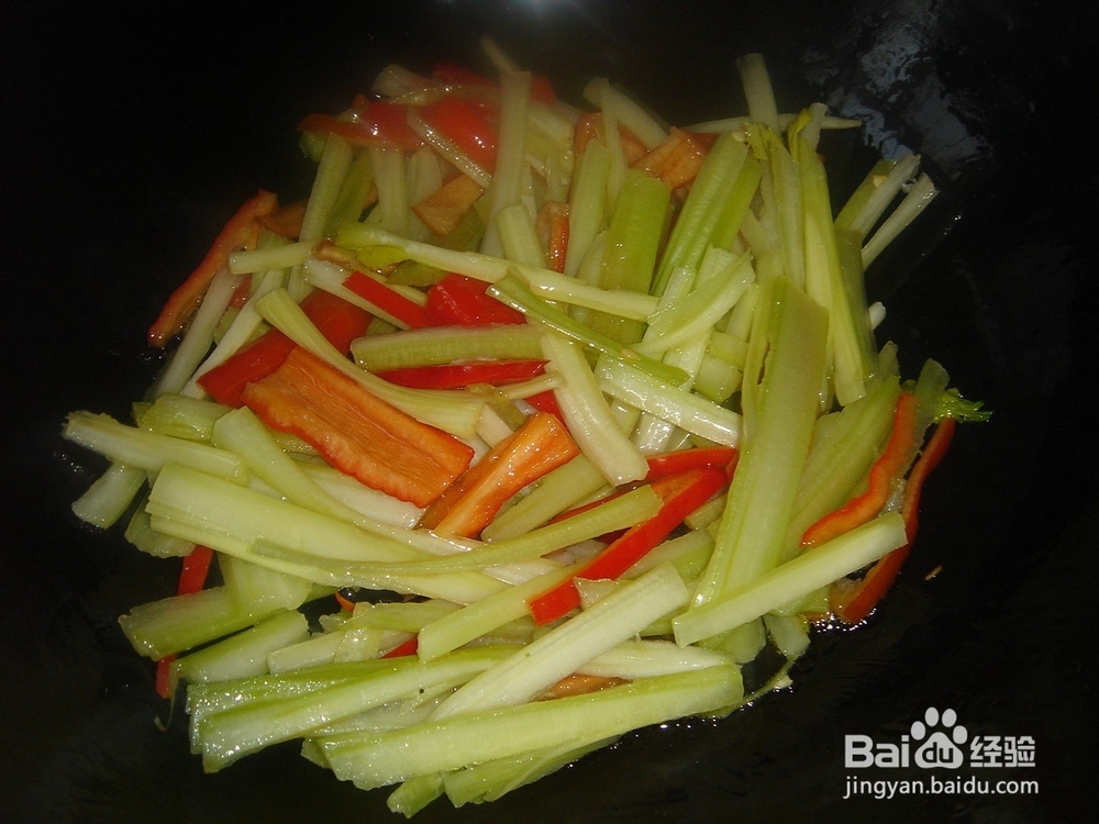 红椒炒芹菜丝——舌尖上的年夜饭