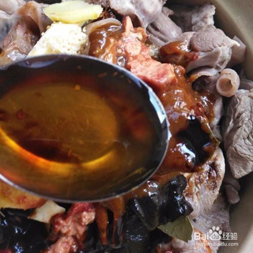 焖坛肉的做法