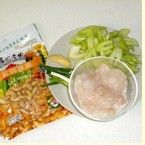 西芹腰果虾仁的做法