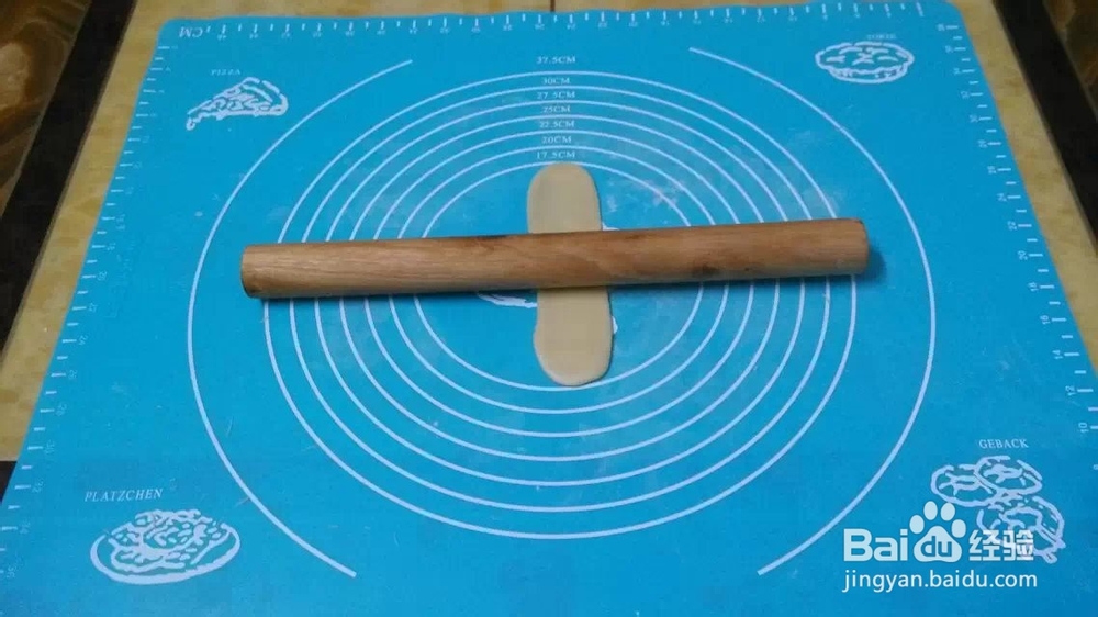 新手易做的红豆馅酥饼
