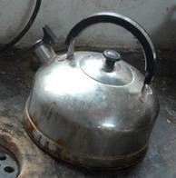 去除水壶里的水垢的N个神级方法，快来学一学吧~