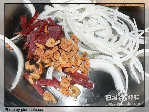 腊肉虾仁炒米粉的做法