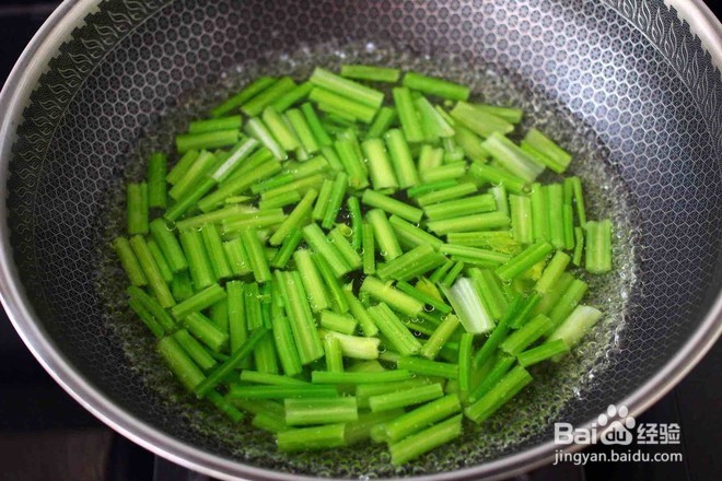 怎么做香干炒芹菜