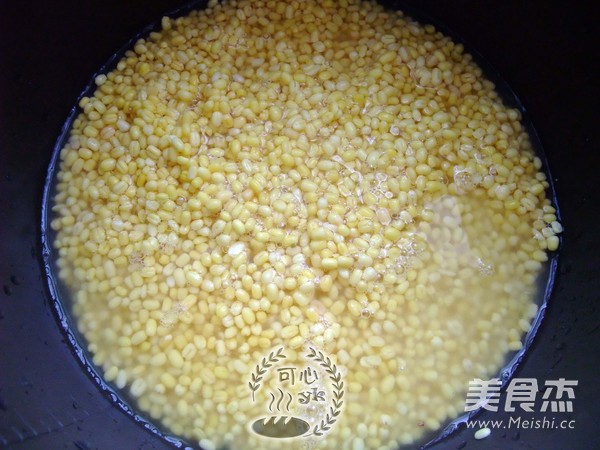 惊艳喜庆的红曲双色绿豆糕