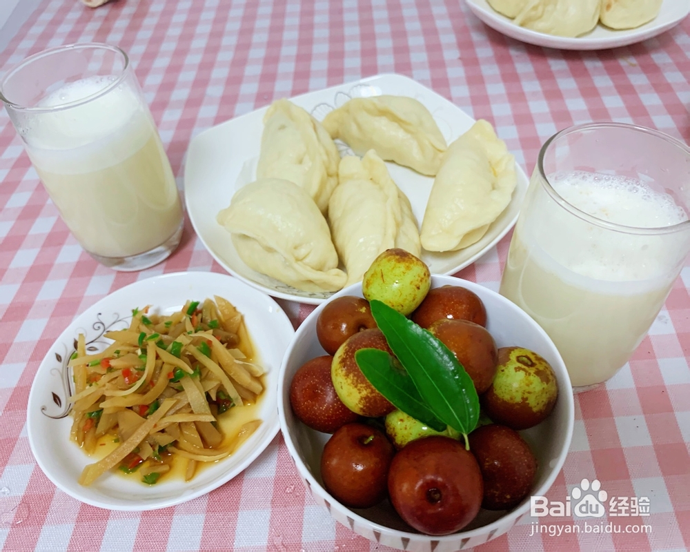 诱惑味蕾的南瓜虾米蒸包