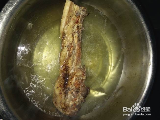 老腊肉葱头炒苦瓜
